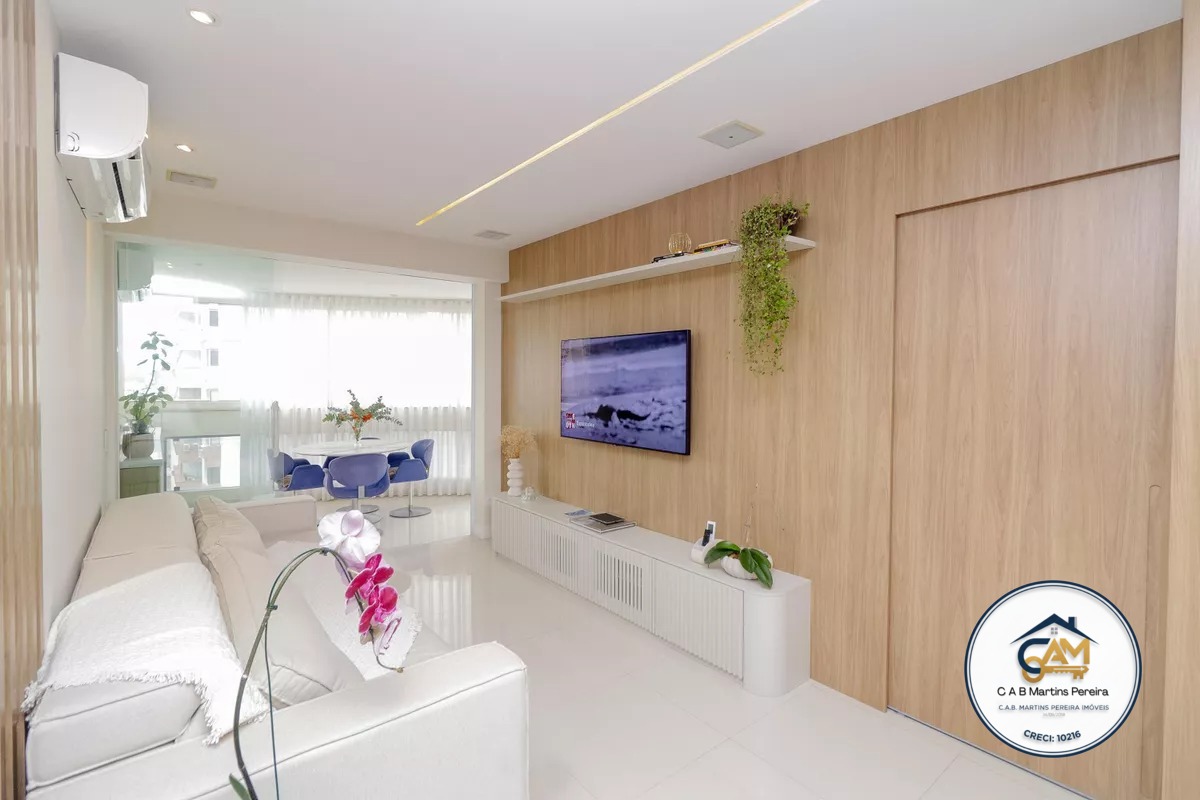 imgi_956_original894864094-75.23503390993125untitled8218