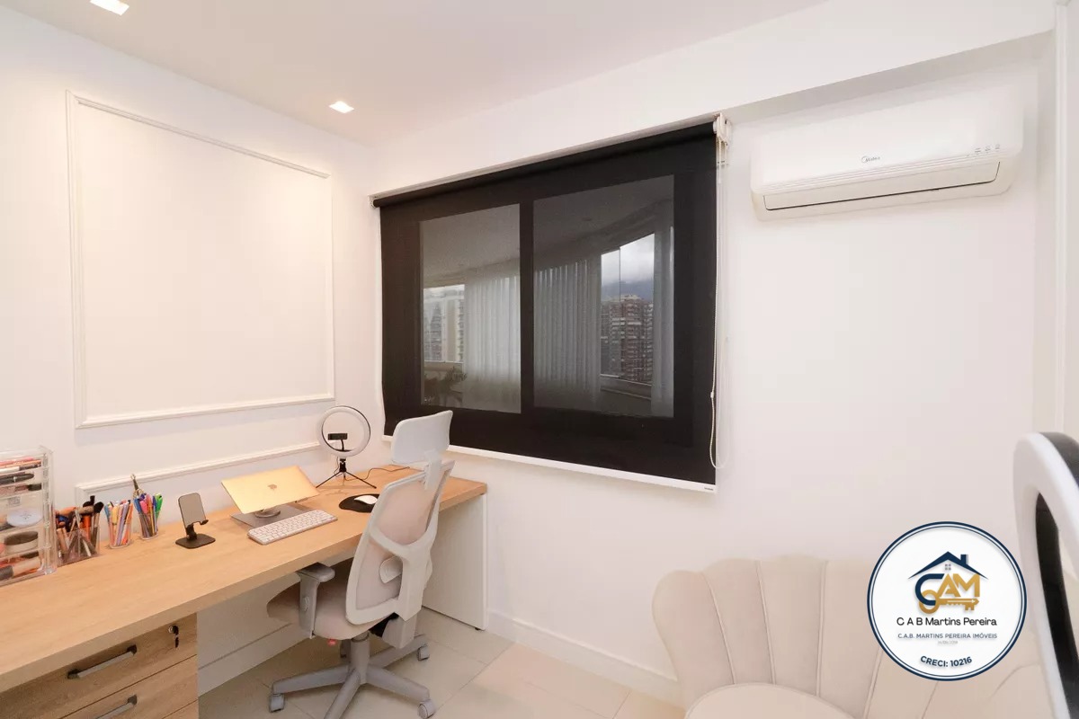 imgi_972_original894864094-405.1671754749071untitled8295