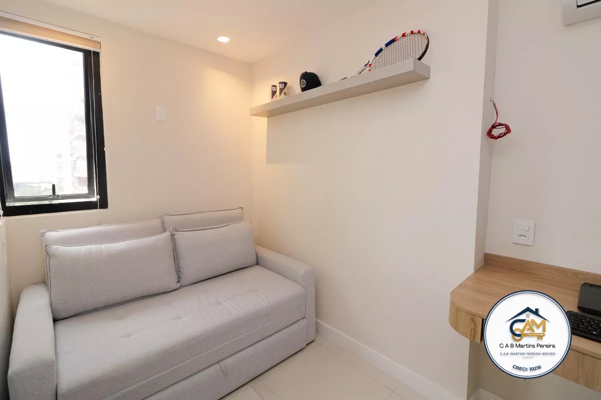 imgi_976_original894864094-570.3518604133757untitled8317