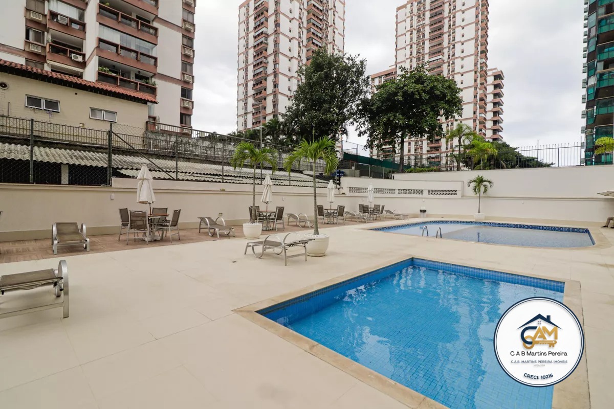 imgi_991_original894864094-419.50802956769553untitled8324